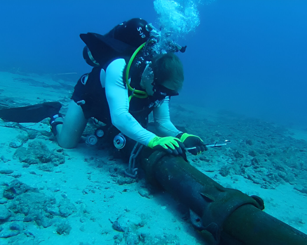 Manutenção de Cabos Ópticos Submarinos: Um Desafio de Alta Tecnologia